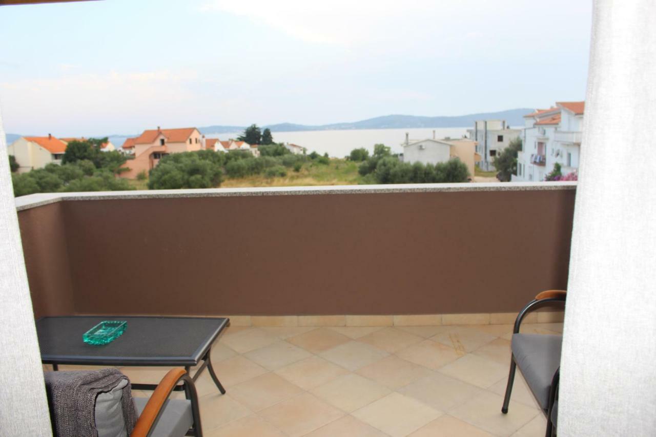 Apartments Helena Bibinje Exterior foto